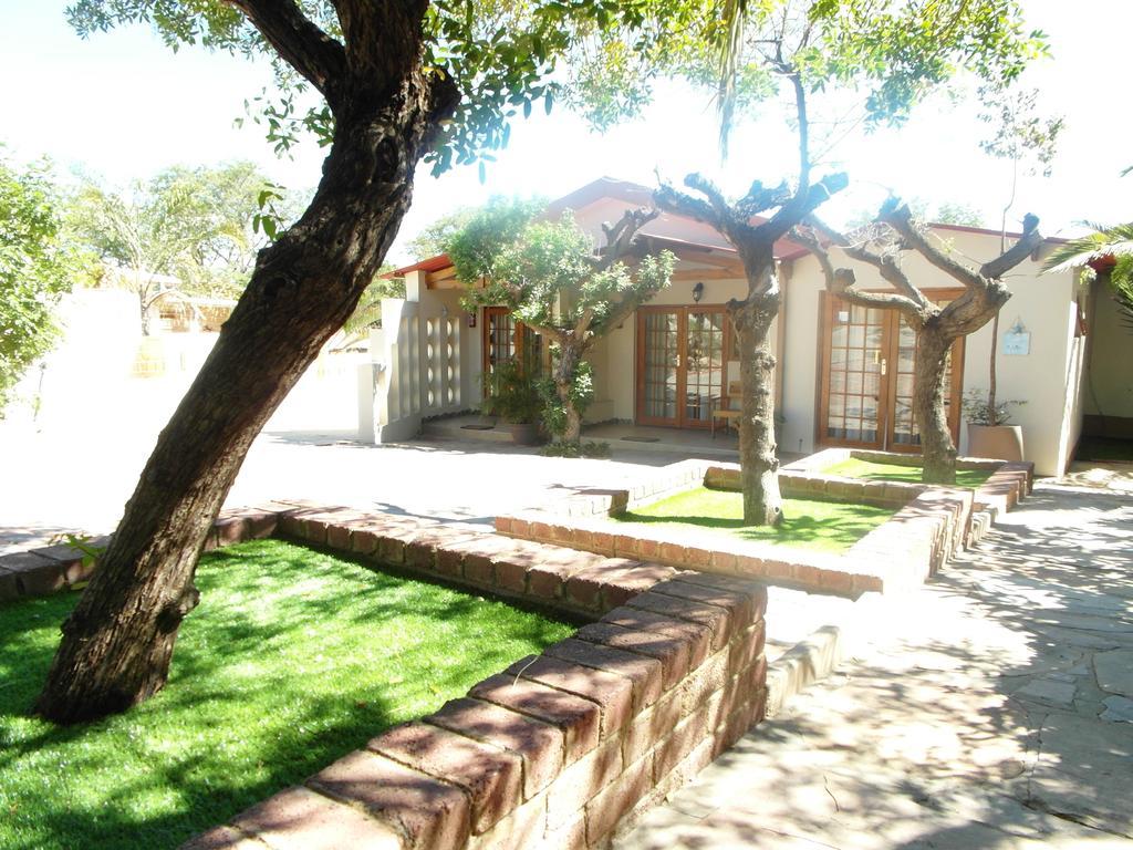 Caotinha Guest Cottage Windhoek Bagian luar foto